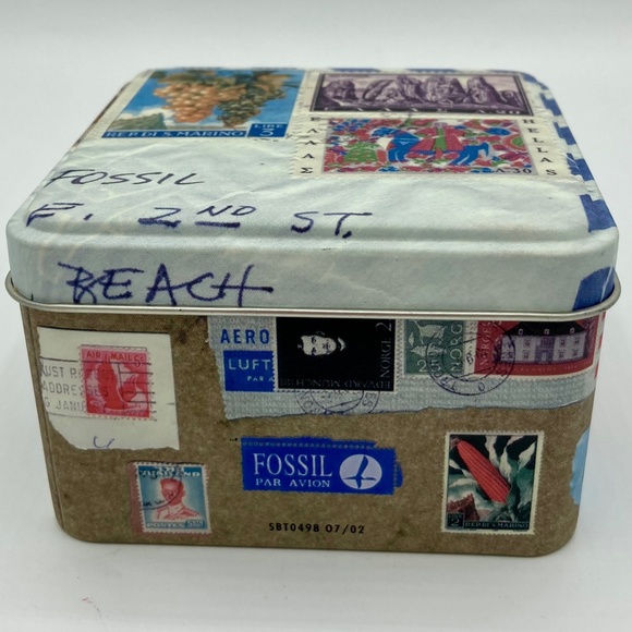 Vintage Fossil Watch Tin - Picture 2 of 8